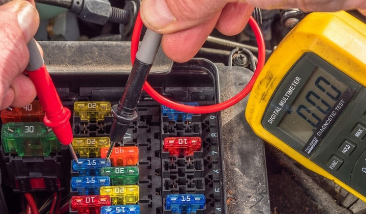 The Definitive Guide to 12V Fuse Protection: Professional Diagnostic and Replacement Protocols