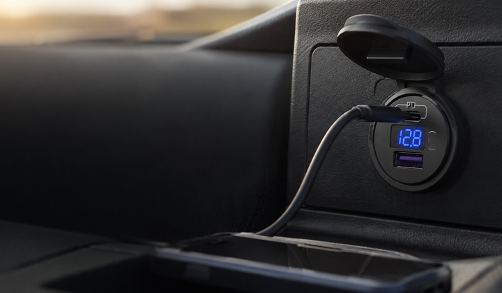 Build a Better 12V Charging Setup: Choosing the Right USB Charger for Your Vehicle